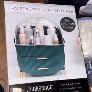 Green Beauty Organizer Case